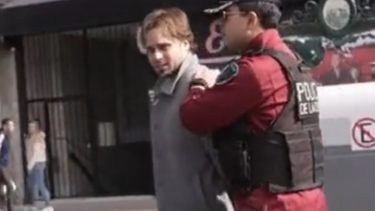 El comisario fue sumariado por detener al conductor que quiso atravesar el piquete.