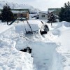 Imagen de ¿Y dónde está el auto? En Caviahue salió el sol después del temporal de nieve y no fue fácil encontrarlo rápido...