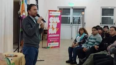 El ministro de Educación, Pablo Núñez, presidió el acto de presentación de la nueva carrera. Foto: Gentileza. 