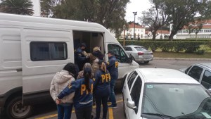 Nuevos allanamientos en la investigación por una secta en Villa Crespo