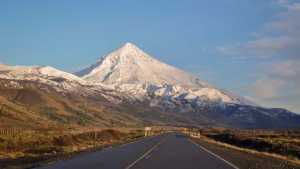 Sitio sagrado: para el Gobierno hay un plan mapuche para apropiarse del volcán Lanín
