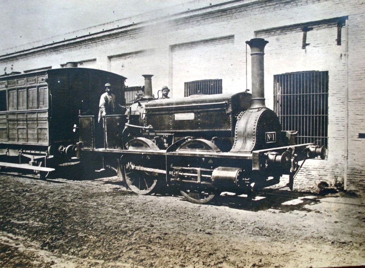 El 30 de agosto de 1857 se inauguró la primera línea ferroviaria de nuestro país. Museo Histórico de la Nación.  