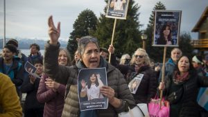 Militantes se congregaron para respaldar a Cristina Fernández en Bariloche