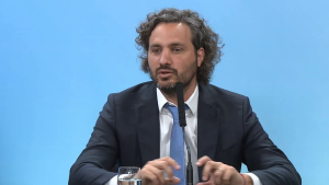 La oposición cargó contra Santiago Cafiero por confundir las banderas de Suiza y Dinamarca