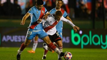 River tuvo una mala tarde en Sarandí y empató 0 a 0. (Foto: @RiverPlate)