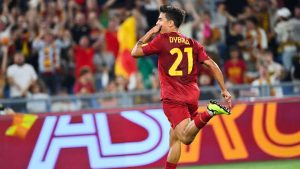 Paulo Dybala metió sus primeros goles en Roma y en Inter festejaron Correa y Lautaro