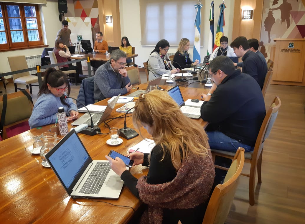 Los concejales de Bariloche analizan convocar a un referéndum por la cantidad de ediles. Gentileza