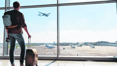 Pospandemia en Argentina: agobiados por la crisis y más dispuestos a emigrar