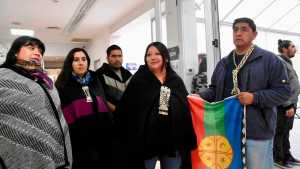 Consulta previa: el gobierno amplió la escucha y se reunió con comunidades opositoras en Neuquén