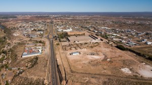 Obras de infraestructura marcan 50 años del Parque Industrial Neuquén