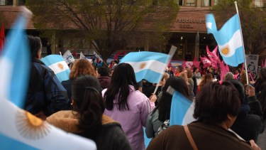 La movilización en defensa de Cristina Fernández de Kirchner será a las 12 del mediodía en Roca. Foto Juan Thomes