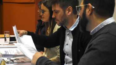 La apertura de sobres fue liderada por la gerente general de ARSA. Fotos Juan Thomes