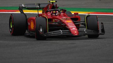 Verstappen fue el más veloz, pero la pole quedó para Sainz en la Fórmula 1
