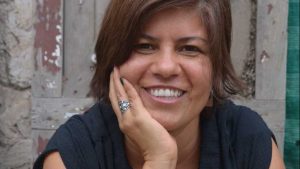 Escribir en el agua: una lectura a “Cantos limayos”, de Silvia Mellado