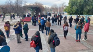 Denuncia por intoxicaciones en un instituto de Neuquén: «Día por medio tenemos que suspender las clases»