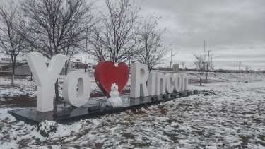 Rincón de los Sauces se tiño de blanco. Foto: Gentileza