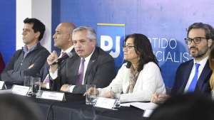 Fernández reiteró su defensa a Cristina Kirchner: «Está en riesgo el Estado de Derecho»