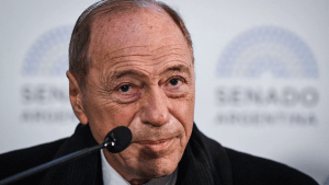 Zaffaroni: «Si Cristina Kirchner es condenada no va a quedar otra que un indulto presidencial»