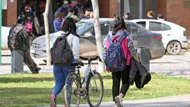 Una chica de Roca pidió administrar ella los fondos de la cuota alimentaria que le corresponde por sus padres. Foto: ilustrativa (archivo)