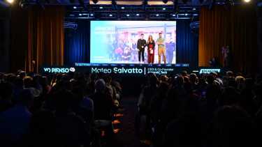 Gino y Mateo, unidos por una pasión y por la solidaridad. (FOTO: Florencia Salto)