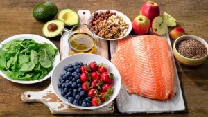 Tips para cambiar hábitos y equilibrar nuestra alimentación, eje de nuestro bienestar