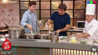 Es conocido el mal humor de Ariel Rodríguez Palacios, pero él intenta disimularlo ante las cámaras.-