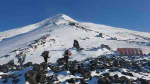 El volcán Lanín no será sitio sagrado mapuche, por ahora, pero habrá una mesa de diálogo