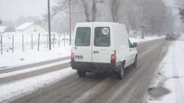 Alertas naranjas y amarillos por lluvias, viento y nieve en Neuquén y Río Negro