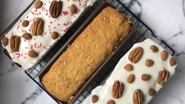 Budín con muchos frutos secos: provisión para el finde