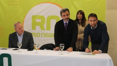 Educación y Cultura firmaron convenio para sumar contenidos folclóricos en las escuelas