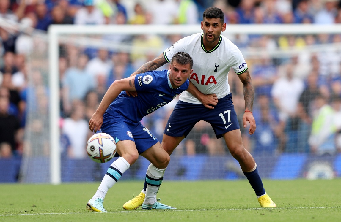 Cristian Romero jugó todo el partido contra Chelsea, en la igualdad 2 a 2 contra Tottenham. Foto: AP 