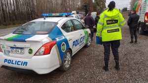 Una mujer chocó en un semáforo de Ruta 22 y luego intentó darse a la fuga, en Roca
