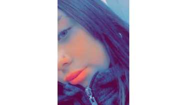 Buscan a una adolescente que desapareció en Roca