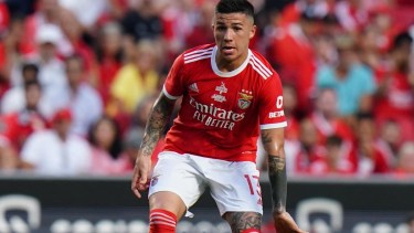Enzo metió un golazo en su primer partido oficial en Benfica.