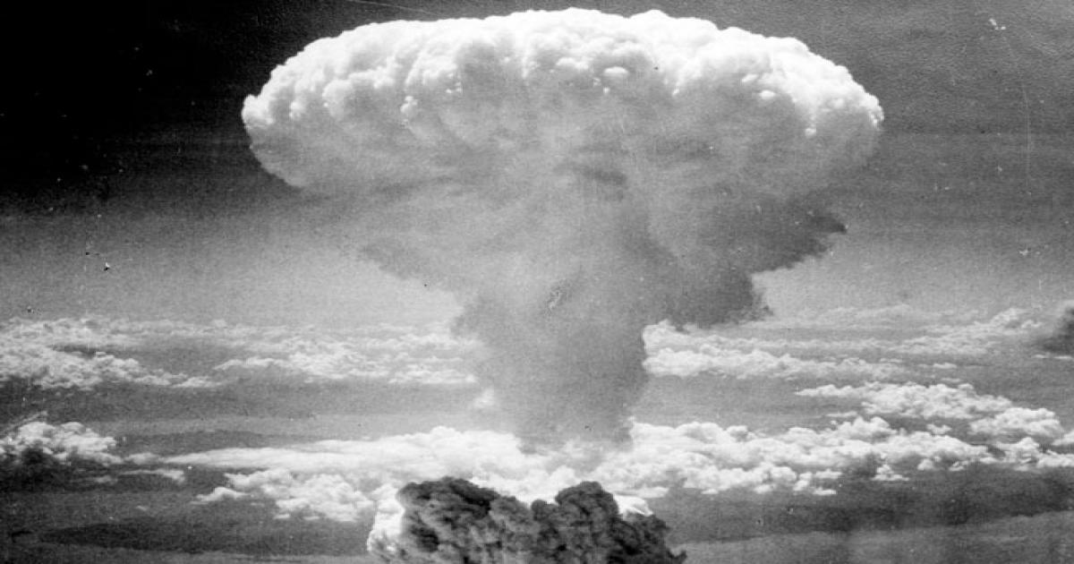 En 1945 la Fuerza Aérea norteamericana lanzó la bomba atómica sobre Hiroshima.