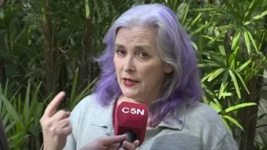 La vecina de Cristina se hizo popular en redes sociales, en medio del conflicto con la vigilia en su casa.-