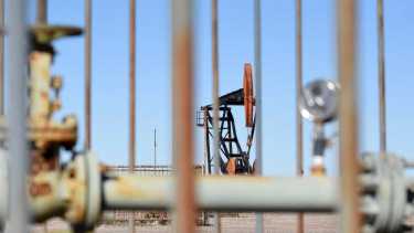 La falta de inversión en este tipo de campos es una de las principales razones de la caída en las extracciones. (Foto: Matías Subat)