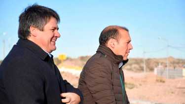 El gobernador participó de la inauguración de una obra junto al intendente Mariano Gaido. Foto: Matías Subat.