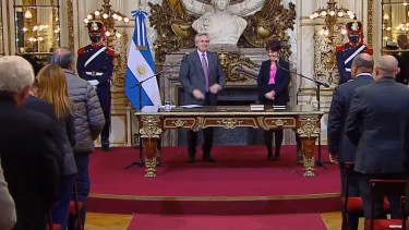 Marcó del Pont prestó juramento ante el presidente Alberto Fernández.