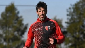Un hincha y empleado de Newell&#8217;s que insultó a Pablo Pérez sería sancionado