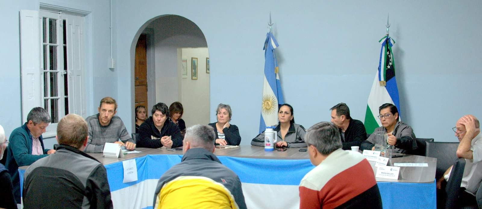 El Consejo de Seguridad Ciudadana se reunió con referentes de sistemas de alarmas comunitarias. (Foto gentileza)