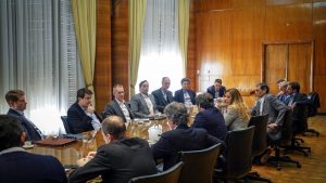 Crearon una mesa petrolera para abastecer al gasoducto a Vaca Muerta