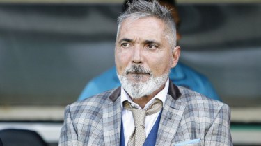 Colón echó a Rondina y sueña con la vuelta de Eduardo Domínguez