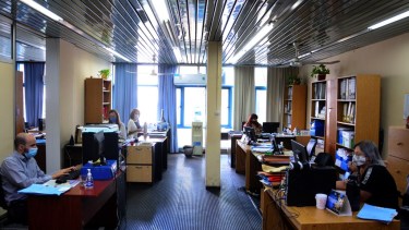 La medida beneficiará a más de 300 trabajadores de la sede central de Salud. Foto: Marcelo Ochoa. 