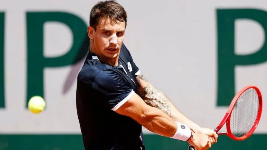 Уго карабелли. Hugo carabelli. Уго карабелли. Тьяго уайльд теннис. Уго карабелли теннис.