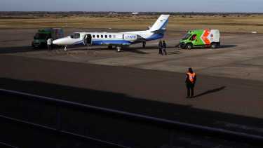 El avión Cessna de la provincia permanece en el hangar de Viedma desde principios de diciembre. Foto archivo/ Marcelo Ochoa