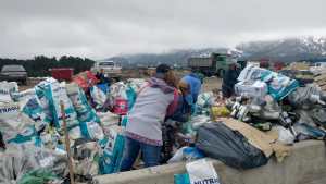 Bariloche inició la venta de vidrio molido del basural a un centro mendocino