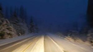 Una nevada cubrió la ruta 40, entre Bariloche y El Bolsón