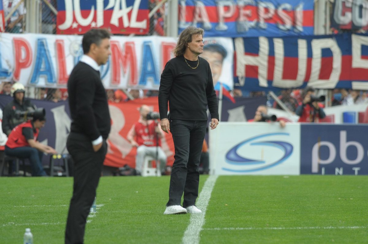 Insúa contra los hinchas de San Lorenzo: «¿Por qué no lo putean a ...