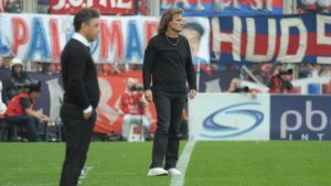 Insúa contra los hinchas de San Lorenzo: «¿Por qué no lo putean a Tinelli?»